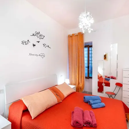 Al Pozzo Bianco 아파트 *